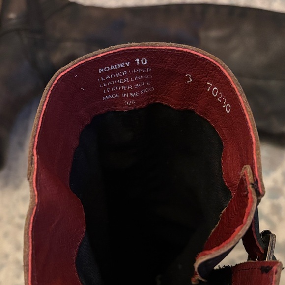 Freebird Roadey Black Leather Boots with Red Lining - Picture 3 of 8